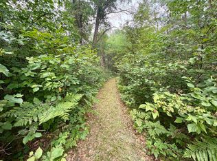 Merlin Ln, Crivitz, WI 54114
