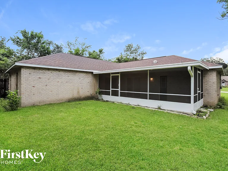 662 Armadillo Dr — Photo 14