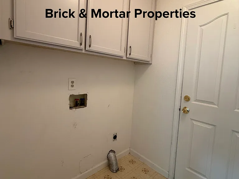 202 Spyglass Ct — Photo 9
