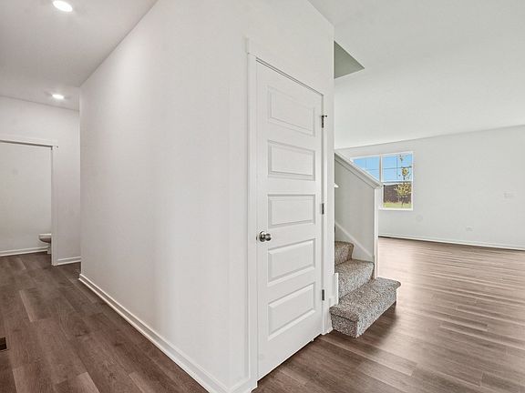 7th image of this home