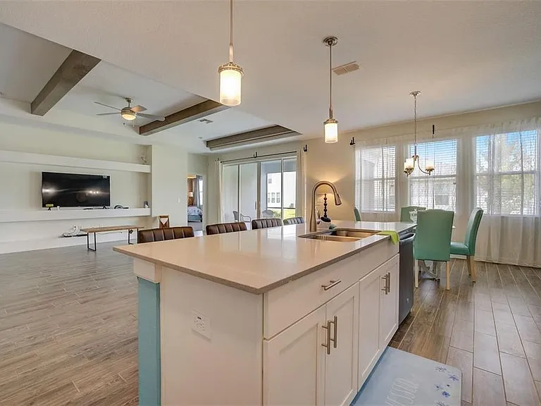 4693 Fairy Tale Cir — Photo 10
