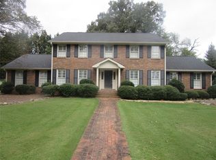 4 Greenbriar Ln SE, Rome, GA 30161