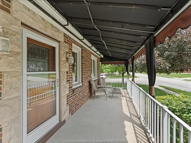 12374 Renaud St #MAIN LEVEL — Photo 4