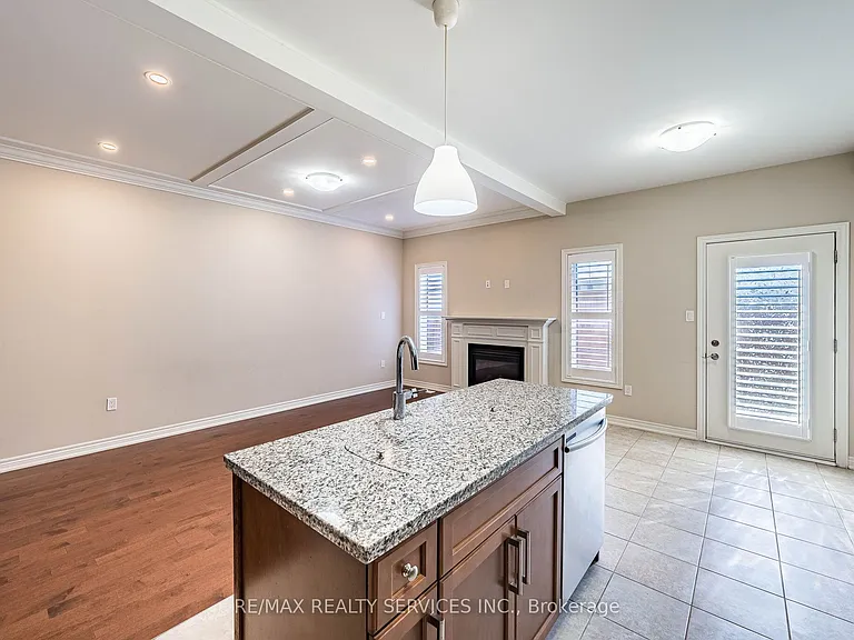 43 Sonoma Valley Cres — Photo 17