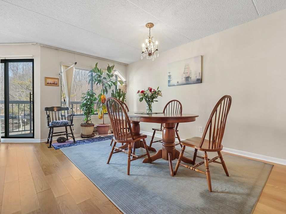 400 High Point Dr Hartsdale NY | Zillow