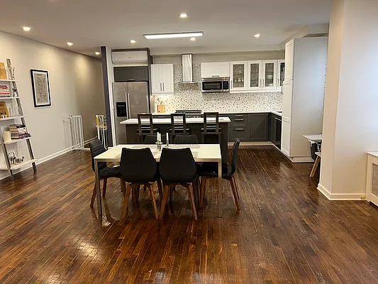 Rented by Owner | media 23