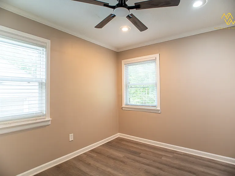 6315 S Benton Ave — Photo 14