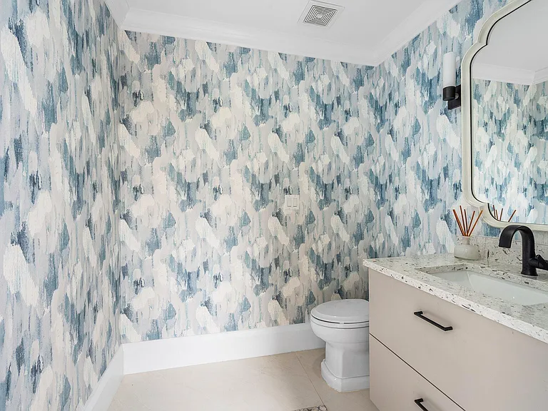 11863 Lake Shore Pl — Photo 45