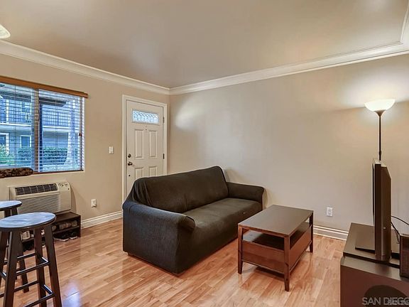 4th image of 800 N Mollison N Unit 3