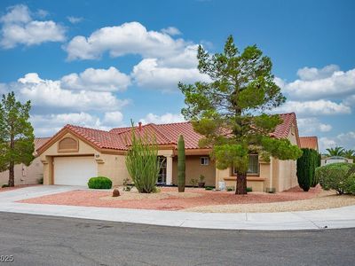 9325 Yucca Blossom Dr, Las Vegas, NV, 89134