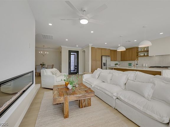 4th image of 4987 Pensier St