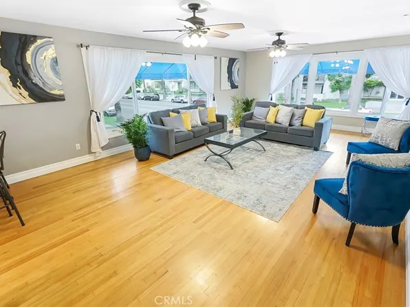 1164 E Ocean Blvd, Long Beach, CA 90802