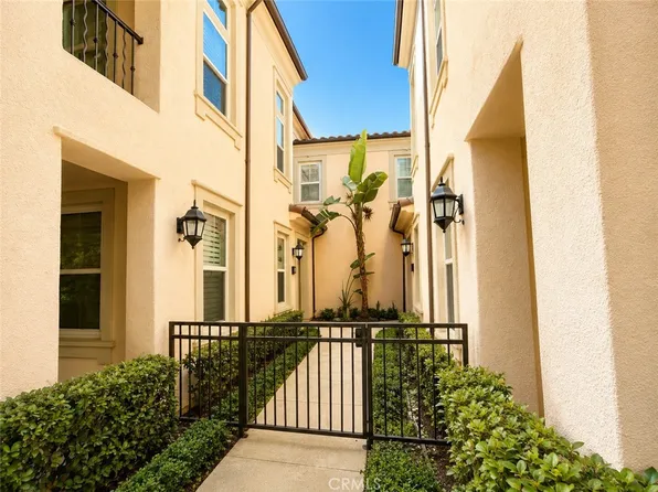 66 Overbrook, Irvine, CA 92620
