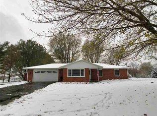 11024 N Kennedy Hill Rd, Byron, IL 61010