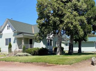 400 Juniper Knoll Rd, Macdoel, CA 96058