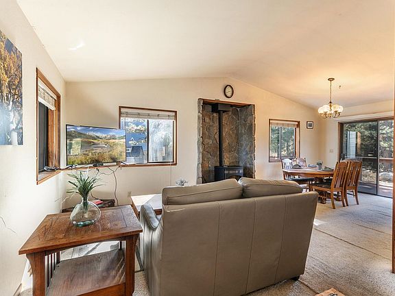 5th image of 13318 Andermatt Ln