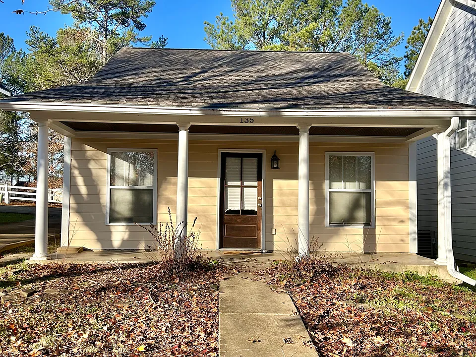135 Countryview Ln