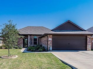 3117 Main St, Granbury, TX 76049