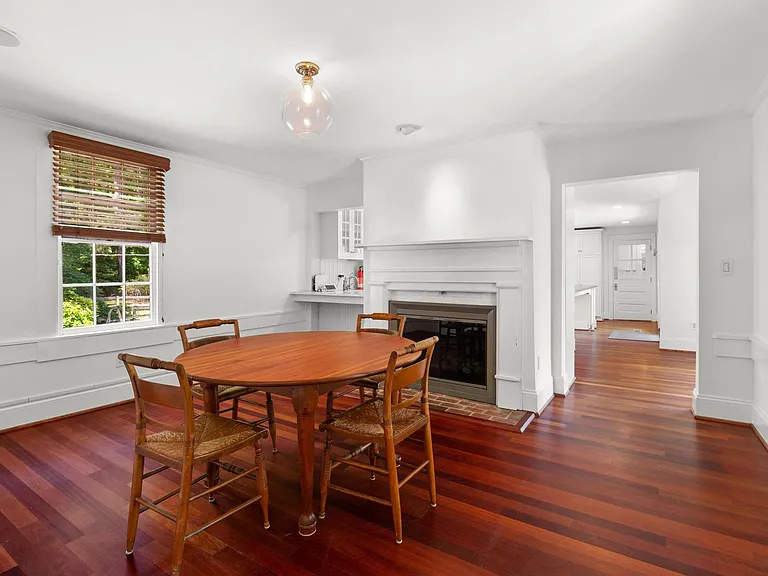 5523 White Hall Rd — Photo 17