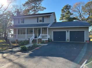 11576 Heron Dr, Machipongo, VA 23405