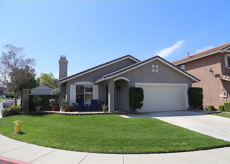 1st image of 1380 Sonnet Hill Ln
