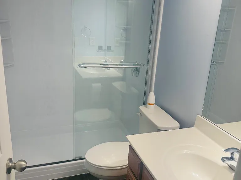 1100 Silvermoon Dr — Photo 6