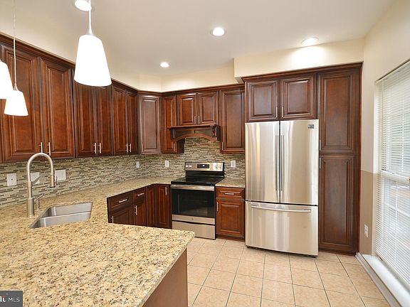 5th image of 4031 Kimberley Glen Ct