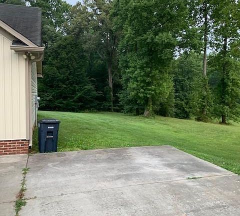Side driveway parking