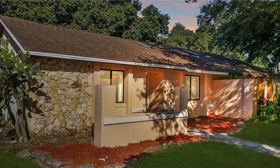 1st image of 2220 Lancewood Ct