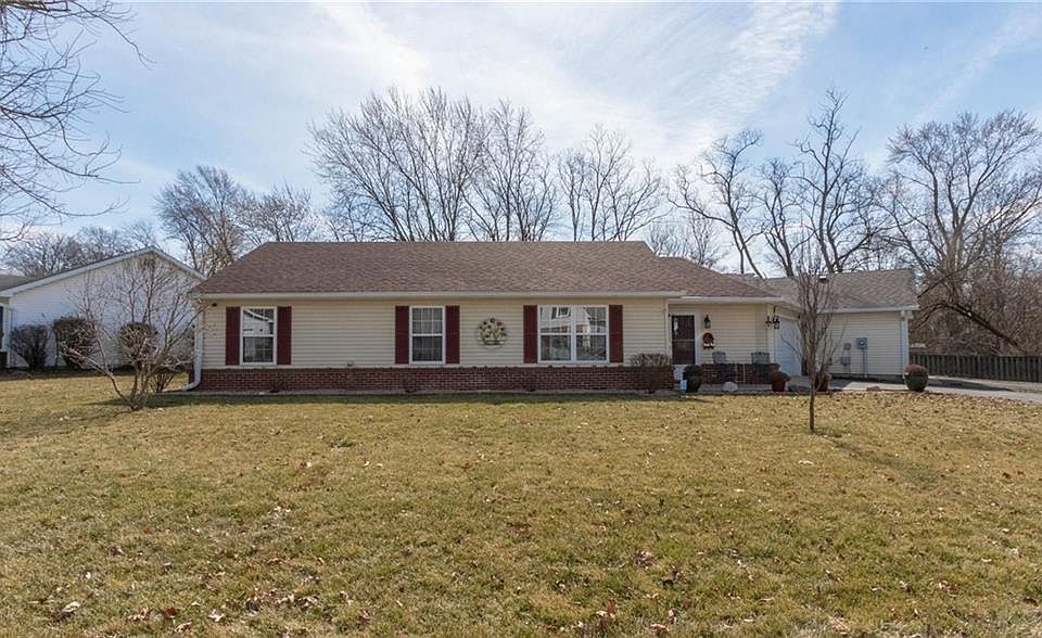 1st image of 7741 Orchard Village Dr