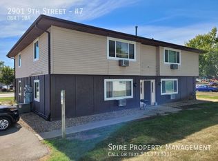2901 9th St #7, Marion, IA 52302