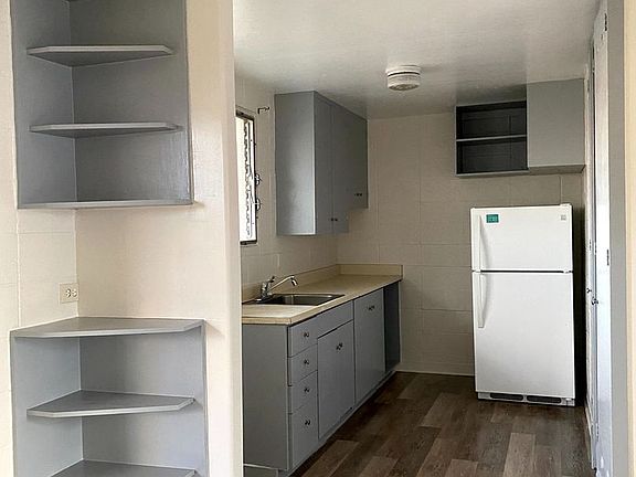 4th image of 755 Umi St APT 16