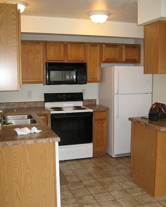 2nd image of 3005 Tina Ave APT G1