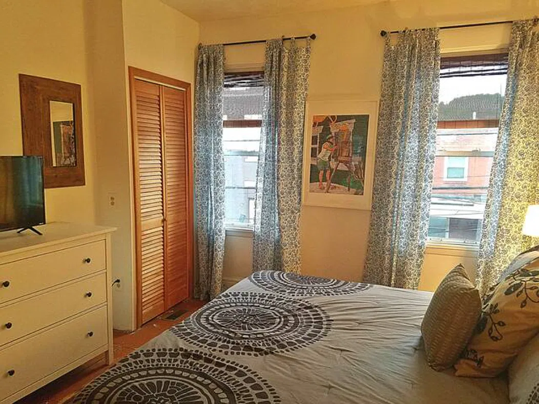 2 bed, $1,800 — Photo 4