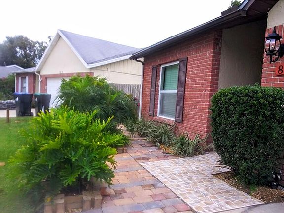2nd image of 869 Oak Manor Cir
