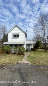 1043 Ash St, Moosic, PA, 18507