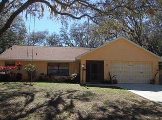 2765 Buckhorn Oaks Dr, Valrico, FL 33594