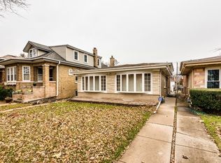 8039 Kildare Ave, Skokie, IL 60076