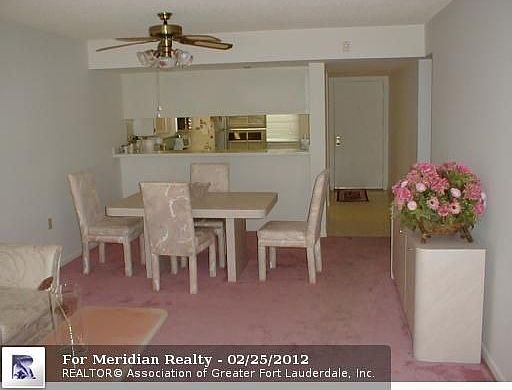 3rd image of 1502 Whitehall Dr APT 405