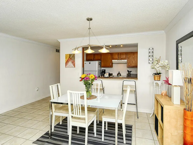 1877 Toucan Way #400 — Photo 15