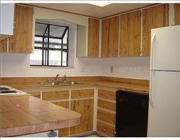 2nd image of 845 2nd St