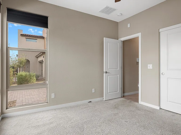 537 Monarch Ridge Ct — Photo 27