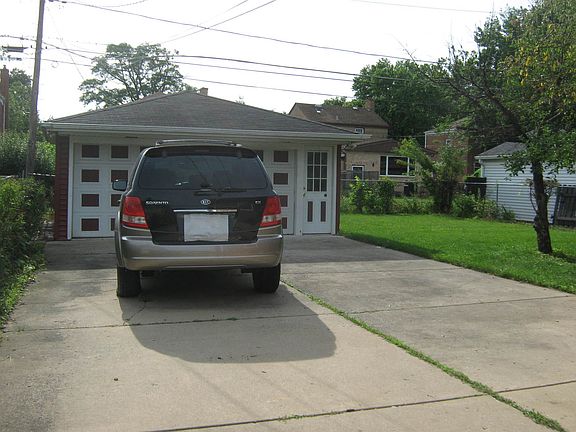 2nd image of 2516 S 7th Ave