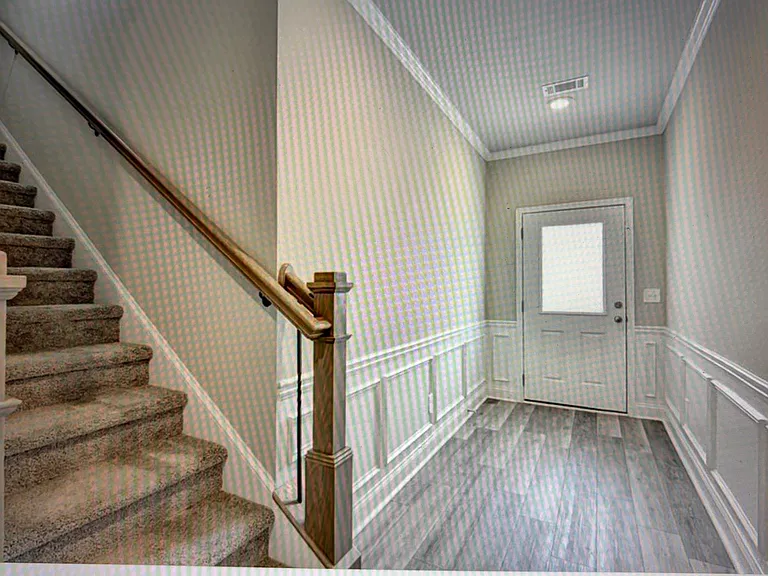 1506 Fern Ridge Ln — Photo 3