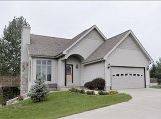 11475 Sandy Bottom St NE, Rockford, MI 49341