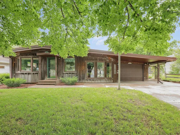 1414 Tyler St, Hastings, MN 55033