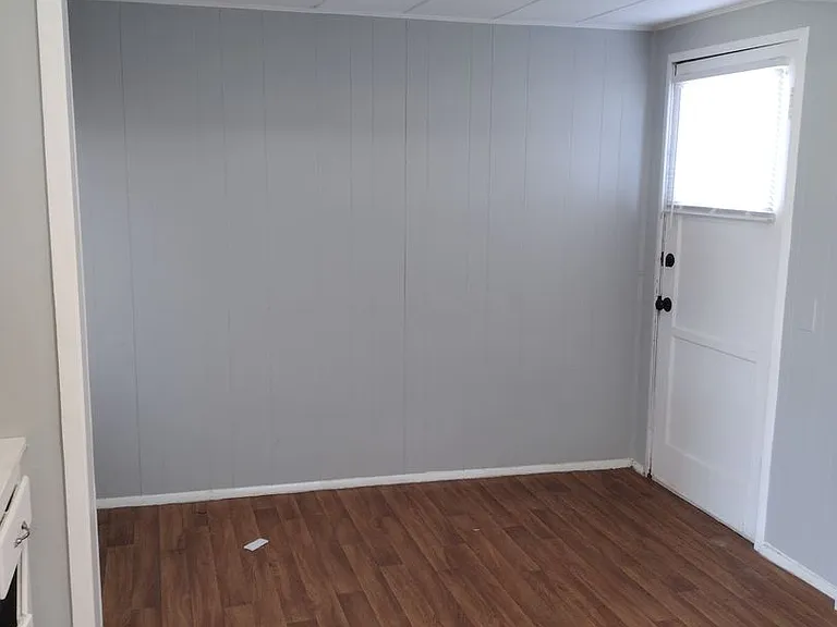 34672 Avenue E — Photo 13