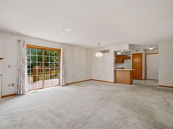 4th image of 10050 W Whitnall Edge DRIVE #A