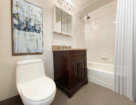 5th image of 2205 3rd Ave APT 9