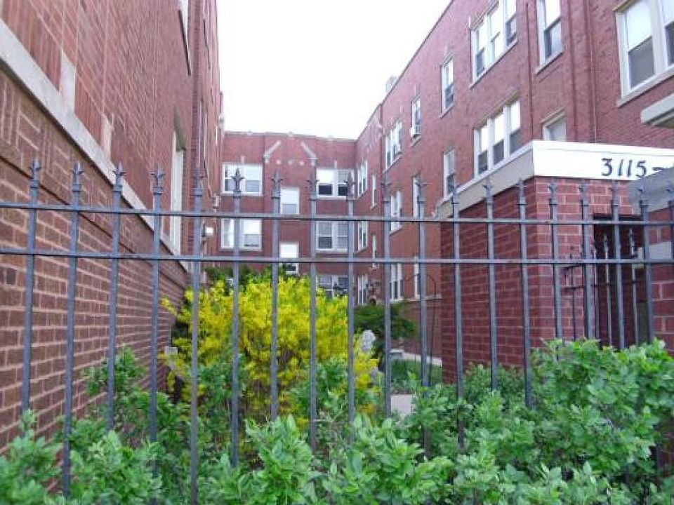 2nd image of 3121 W Foster Ave